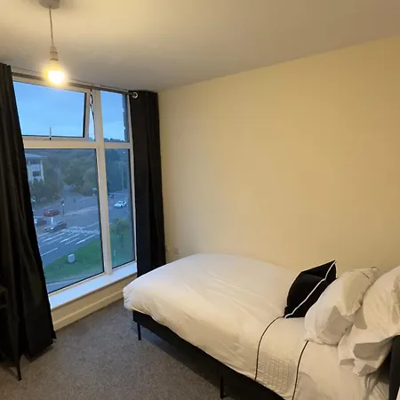 Am * Bradford (West Yorkshire)